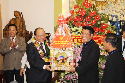 Sôi nổi các hoạt động mừng Giáng sinh 2013